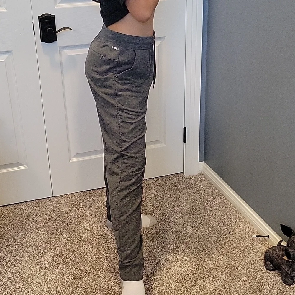 Athletic Works Joggers.13